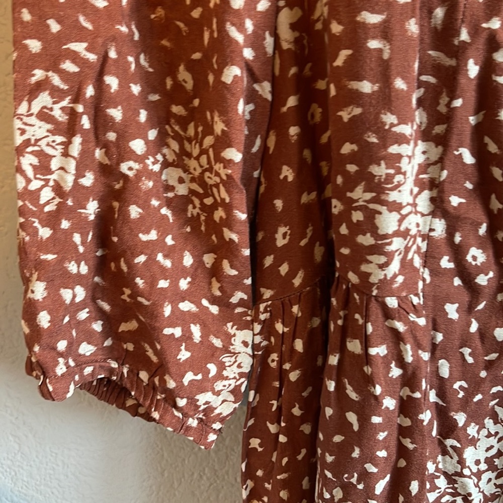 Dress - Picture 3 of 3